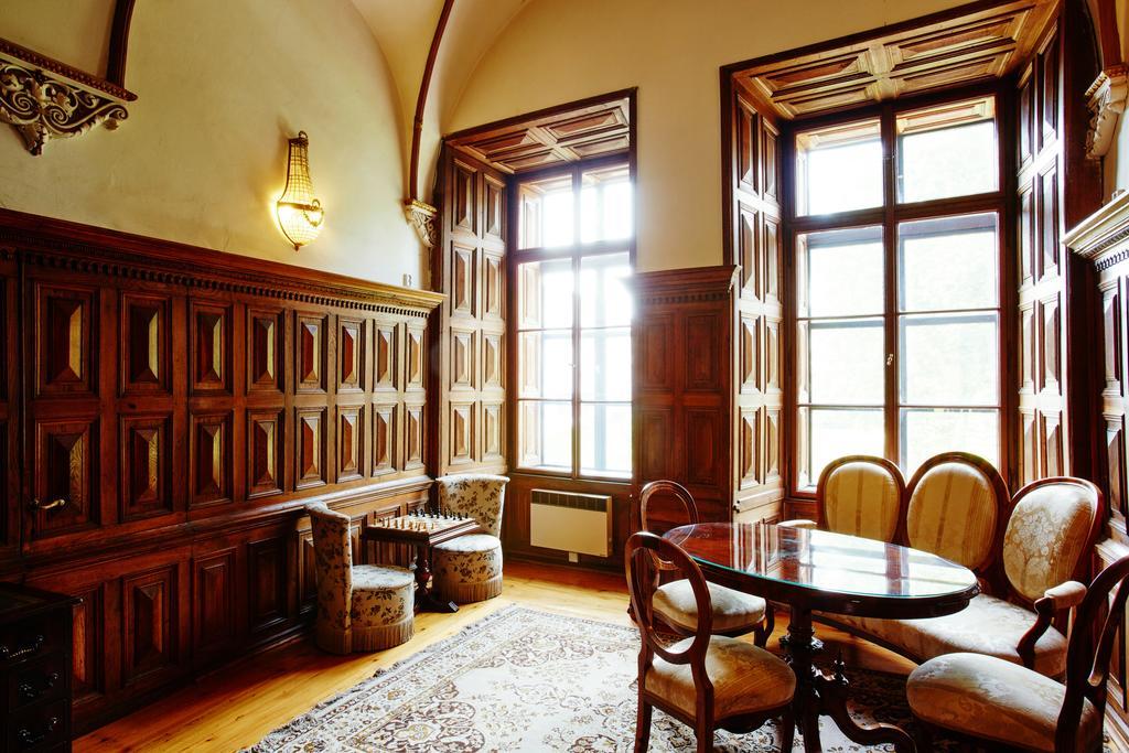 Chateau Hostacov Hotel Exterior foto