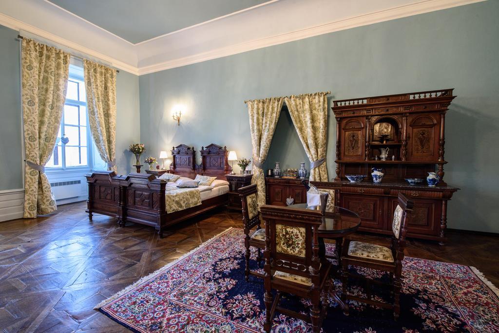 Chateau Hostacov Hotel Quarto foto